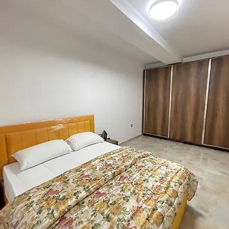Saranda Deluxe Apartments Exterior photo