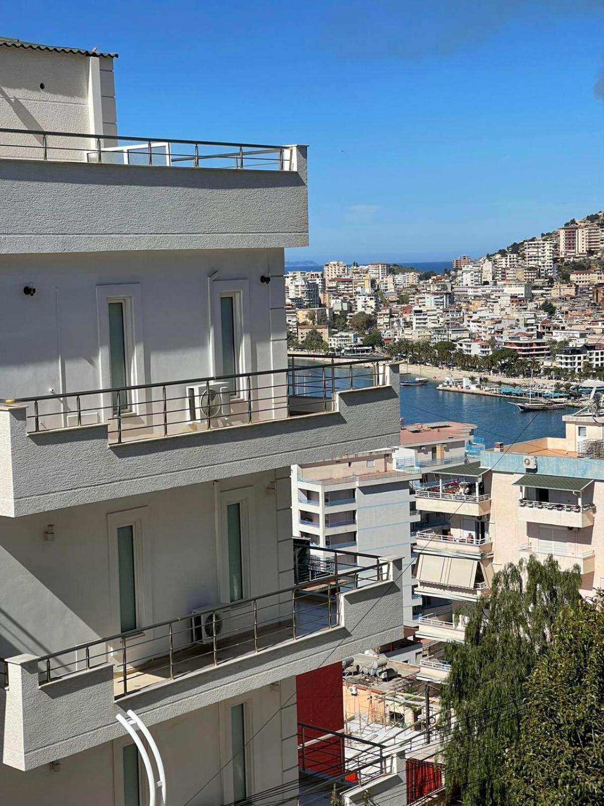 Deluxe Sarande
