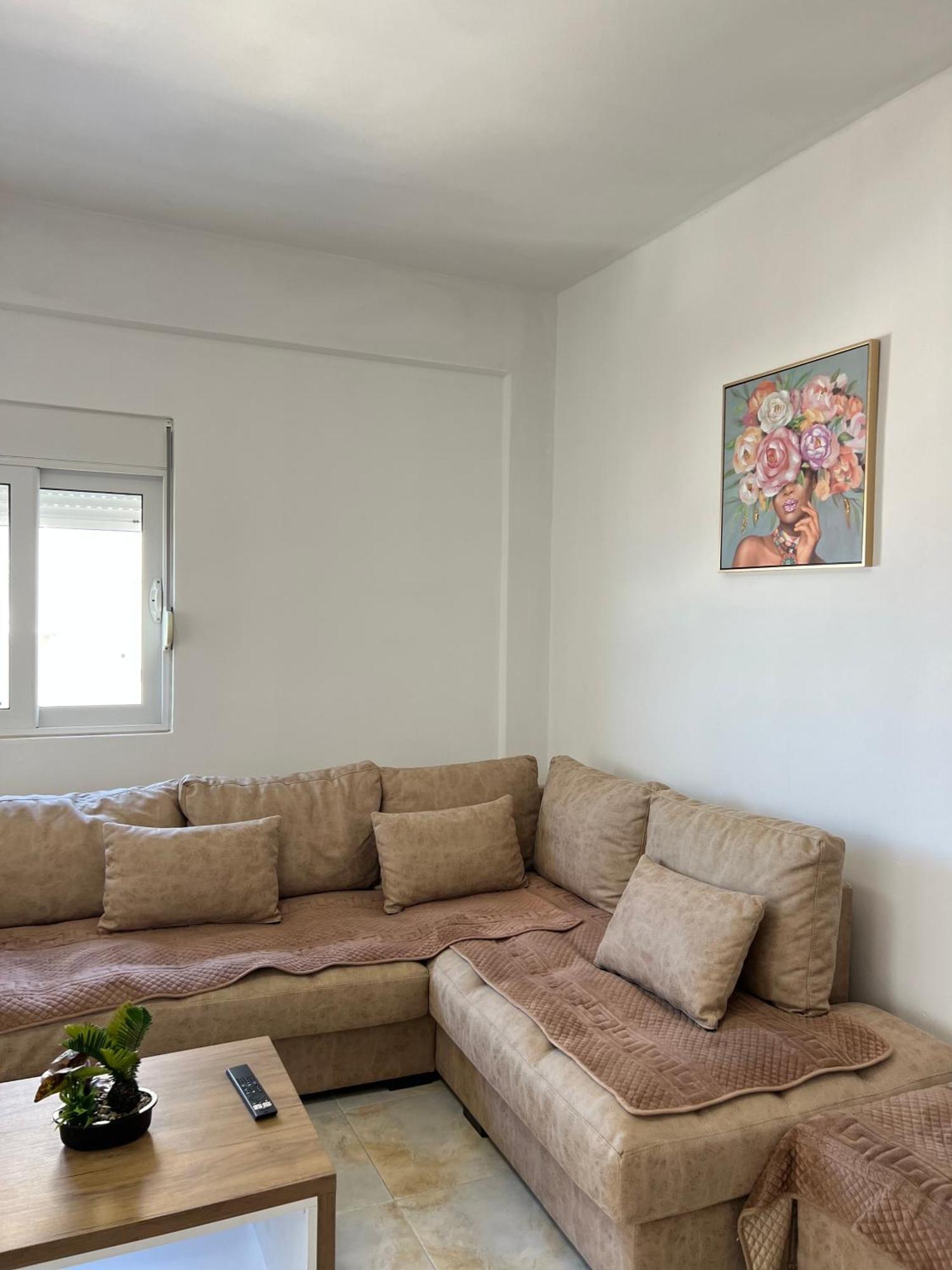 Deluxe Apartment *